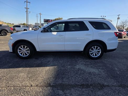 Used 2023 Dodge Durango SXT image 4