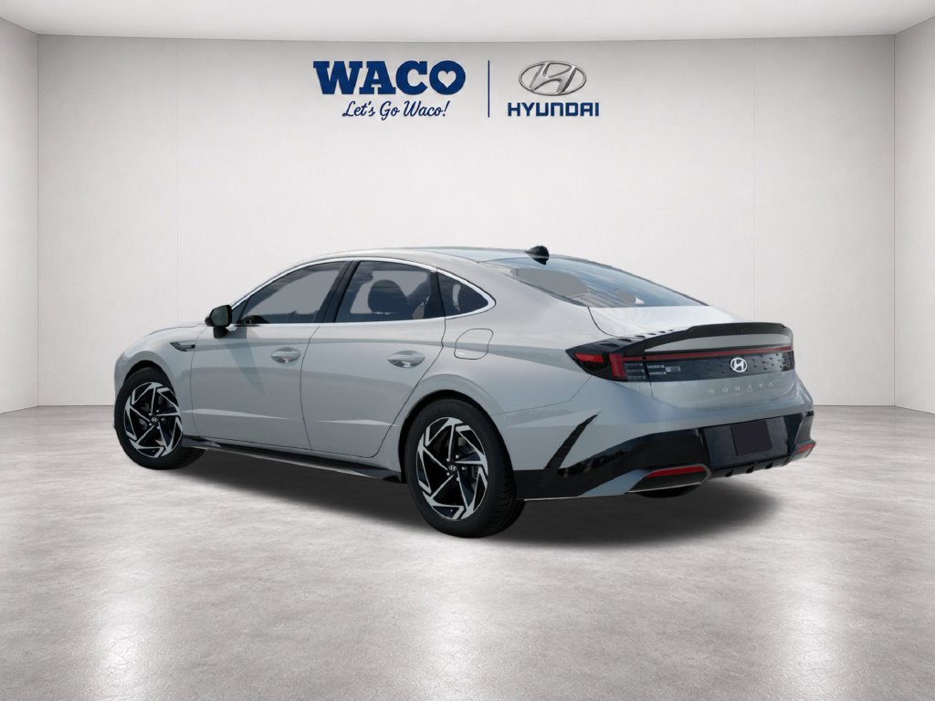 Used 2026 Hyundai Sonata SEL FWD image 5