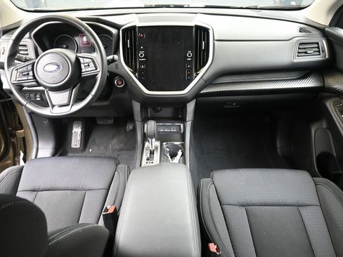 Certified 2024 Subaru Ascent Premium w/ Convenience Package image 10