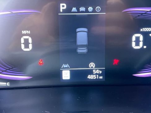 Certified 2025 Kia Soul LX FWD image 15