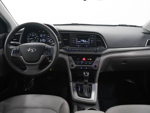 Used 2017 Hyundai Elantra SE w/ Cargo Package FWD image 14