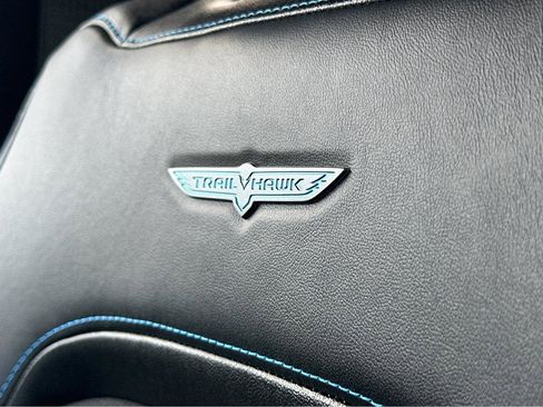 Used 2022 Jeep Grand Cherokee Trailhawk w/ Advanced Protech Group II image 31