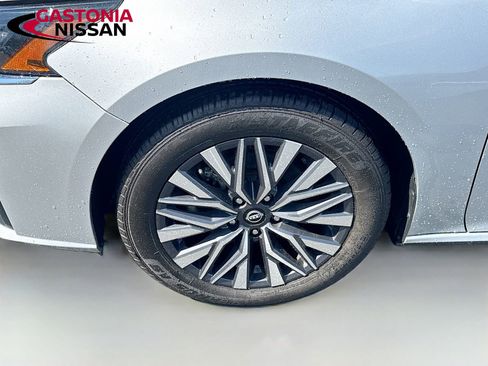 Used 2023 Nissan Altima 2.5 SV image 34