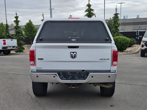 Used 2014 RAM 2500 Laramie w/ Convenience Group AWD/4WD image 4