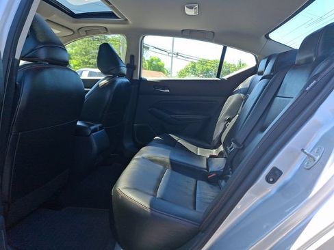 Certified 2023 Nissan Altima 2.5 SR w/ SR Premium Package AWD/4WD image 11