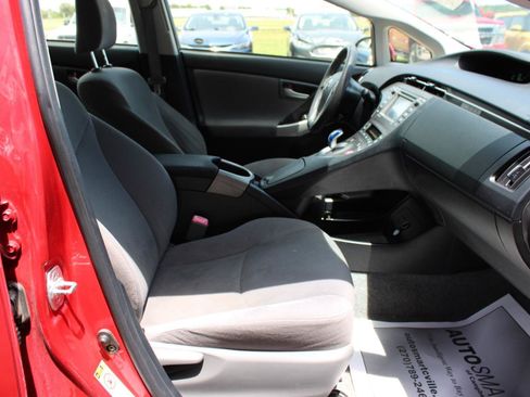 Used 2013 Toyota Prius Three FWD image 46