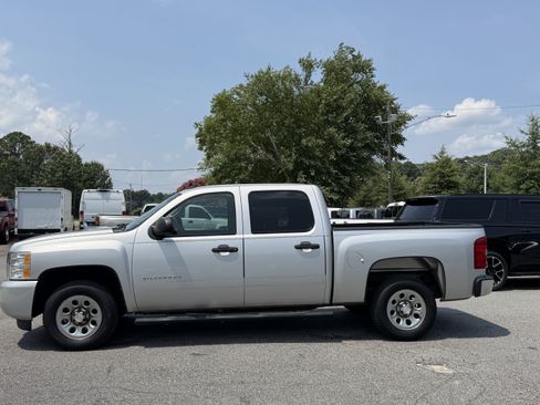 Used 2010 Chevrolet Silverado 1500 LS RWD image 9