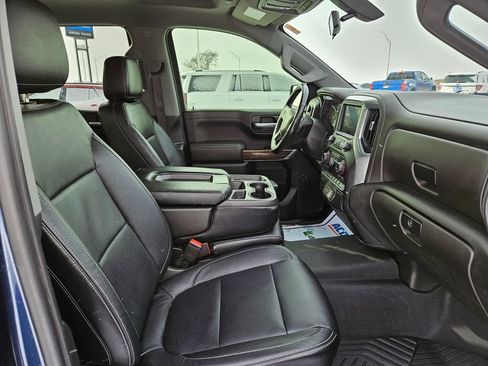 Used 2022 Chevrolet Silverado 1500 RST w/ Z71 Off-Road Package AWD/4WD image 37