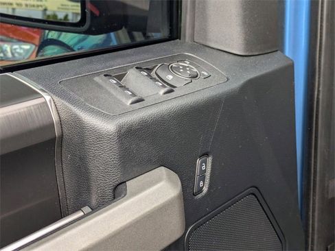 Used 2019 Ford F150 Raptor image 10