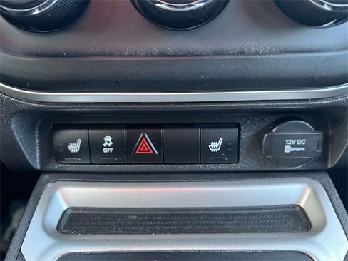 Used 2017 Jeep Compass Latitude image 28