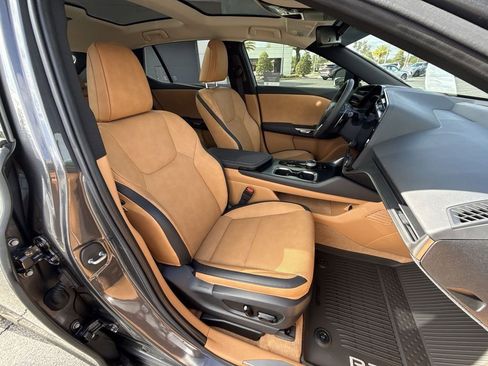 Used 2023 Lexus RZ 450e Premium w/ Accessory Package (Z1) image 16