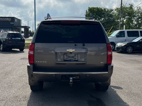 Used 2011 Chevrolet Tahoe LTZ AWD/4WD image 7