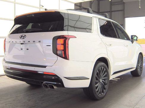 Used 2024 Hyundai Palisade Calligraphy image 6