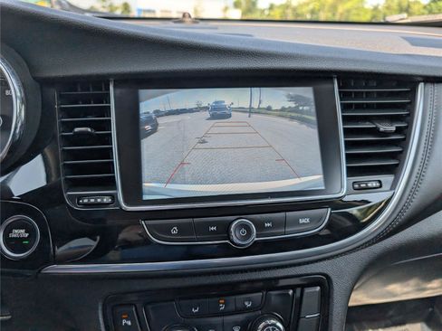 Used 2021 Buick Encore Preferred w/ Safety Package II FWD image 28