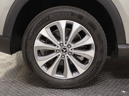 Used 2023 Mercedes-Benz GLE 350 4MATIC w/ Premium Package image 12