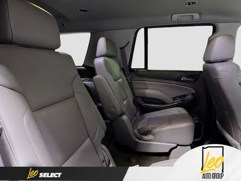 Used 2017 Chevrolet Tahoe LT w/ Luxury Package AWD/4WD image 29