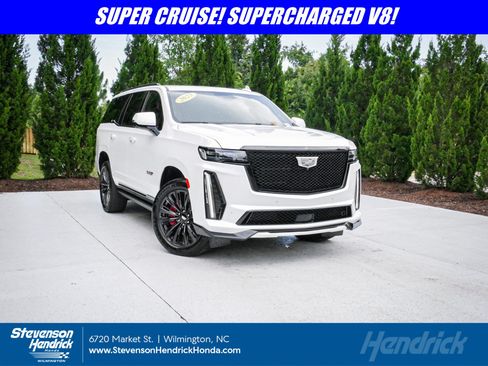Used 2023 Cadillac Escalade V w/ LPO, ONYX Package AWD/4WD image 1