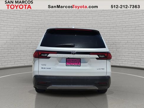 Used 2025 Toyota Grand Highlander AWD Hybrid image 7