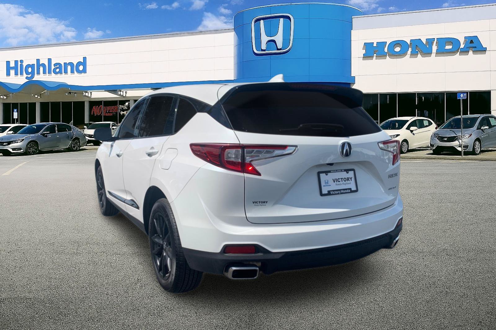 Used 2025 Acura RDX SH-AWD image 3