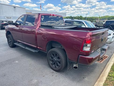 Used 2021 RAM 2500 Big Horn w/ Night Edition AWD/4WD image 10