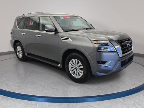 Used 2024 Nissan Armada SV AWD/4WD image 3