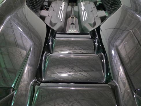 Used 2024 Lamborghini Revuelto AWD/4WD image 96