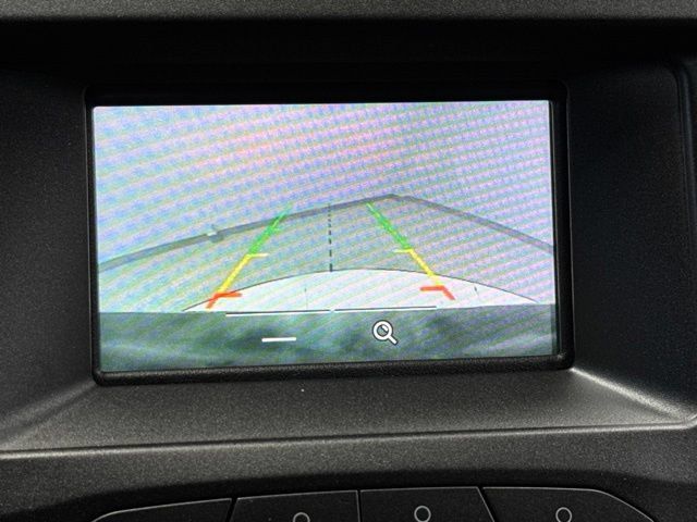 Used 2017 Ford Edge SE AWD/4WD image 2