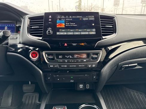 Used 2022 Honda Pilot Touring image 25