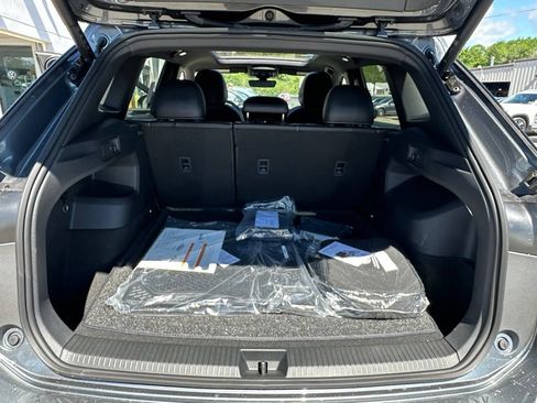 New 2026 Volkswagen Tiguan SE R-Line AWD/4WD image 22