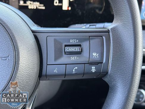 Used 2025 Nissan Kicks SV AWD/4WD image 21