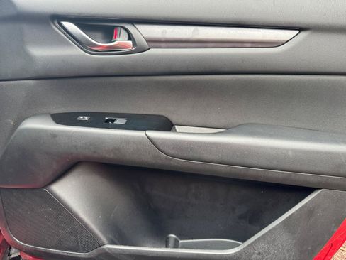 Used 2019 MAZDA CX-5 Sport FWD image 23