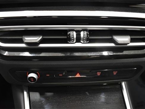 Used 2023 BMW M340i xDrive image 31