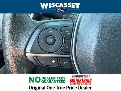 Used 2024 Toyota Camry LE image 10