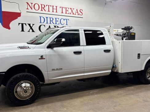 Used 2022 RAM 3500 Tradesman AWD/4WD image 11