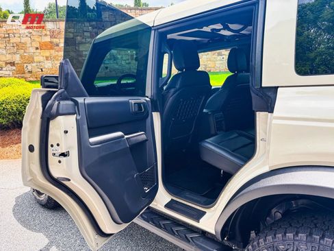 Used 2025 Ford Bronco Badlands AWD/4WD image 21