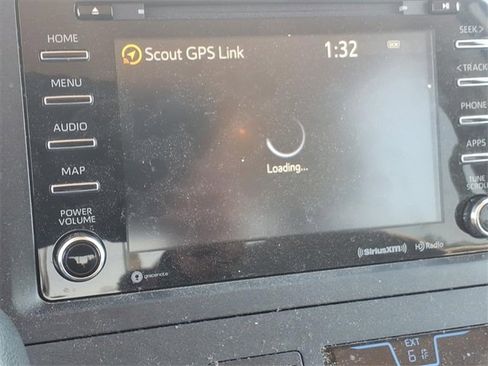 Used 2020 Toyota Sienna LE image 12