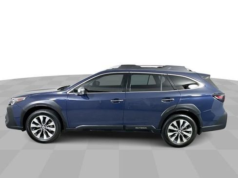 Used 2023 Subaru Outback Touring XT AWD/4WD image 5