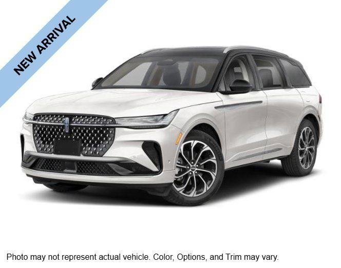 Used 2024 Lincoln Nautilus Reserve w/ Equipment Group 202A AWD/4WD image 1