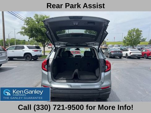 Used 2023 GMC Terrain SLE w/ Driver Convenience Package AWD/4WD image 49