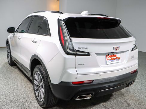 Used 2023 Cadillac XT4 Sport w/ Sun And Sound Package image 9