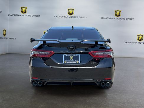 Used 2022 Toyota Camry XSE FWD image 6