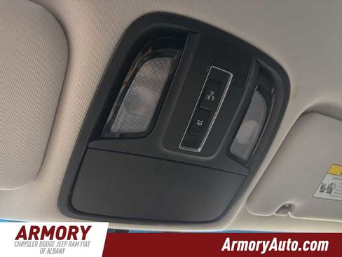 Used 2017 Kia Sorento LX w/ LX Convenience Package image 21