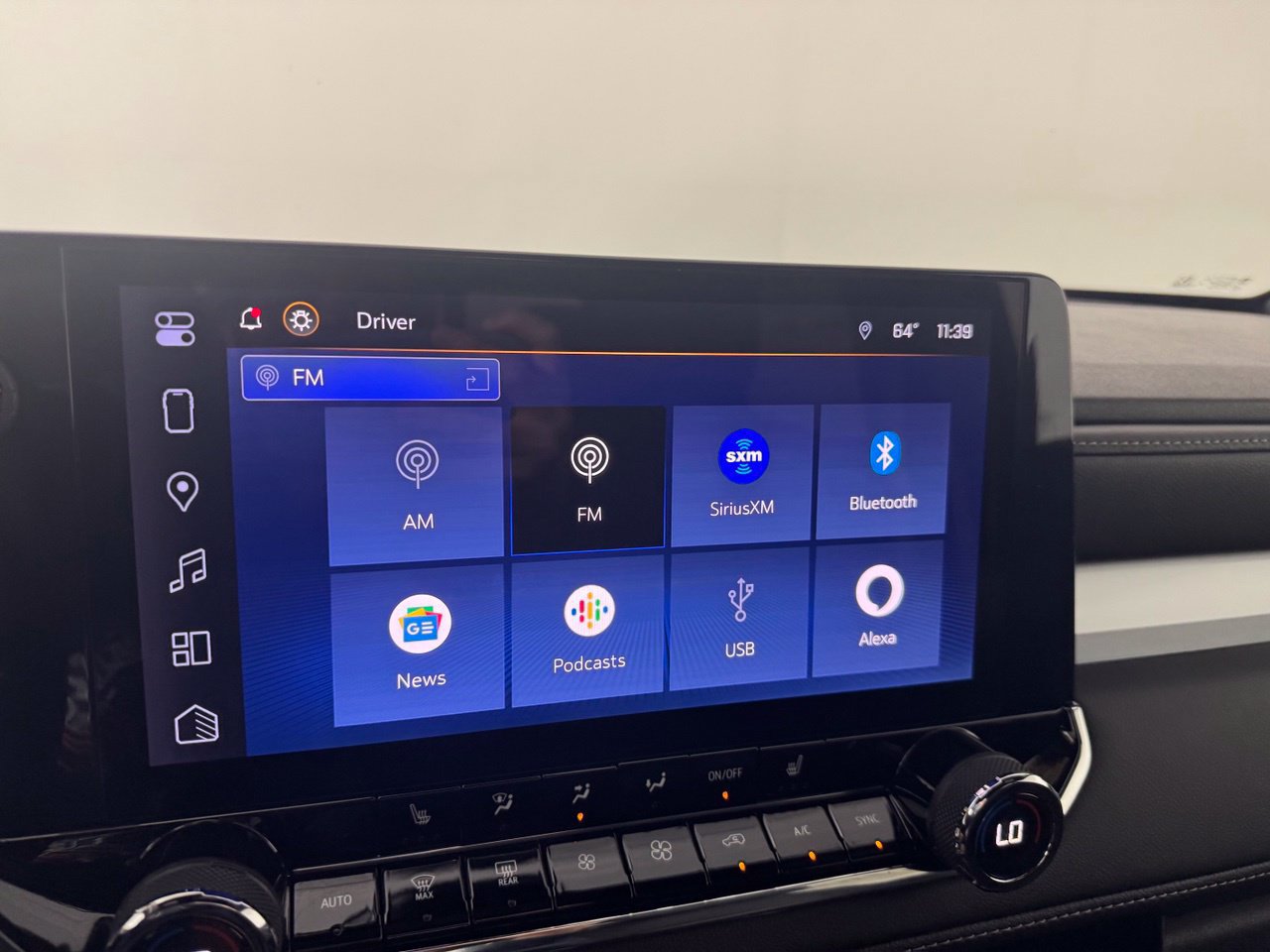 Used 2023 Chevrolet Colorado LT w/ LT Convenience Package III RWD image 19
