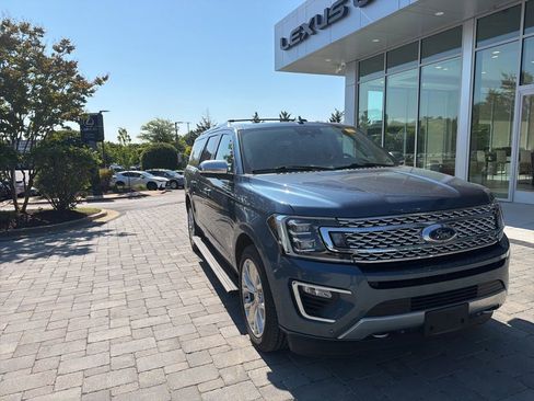 Used 2019 Ford Expedition Max Platinum AWD/4WD image 2