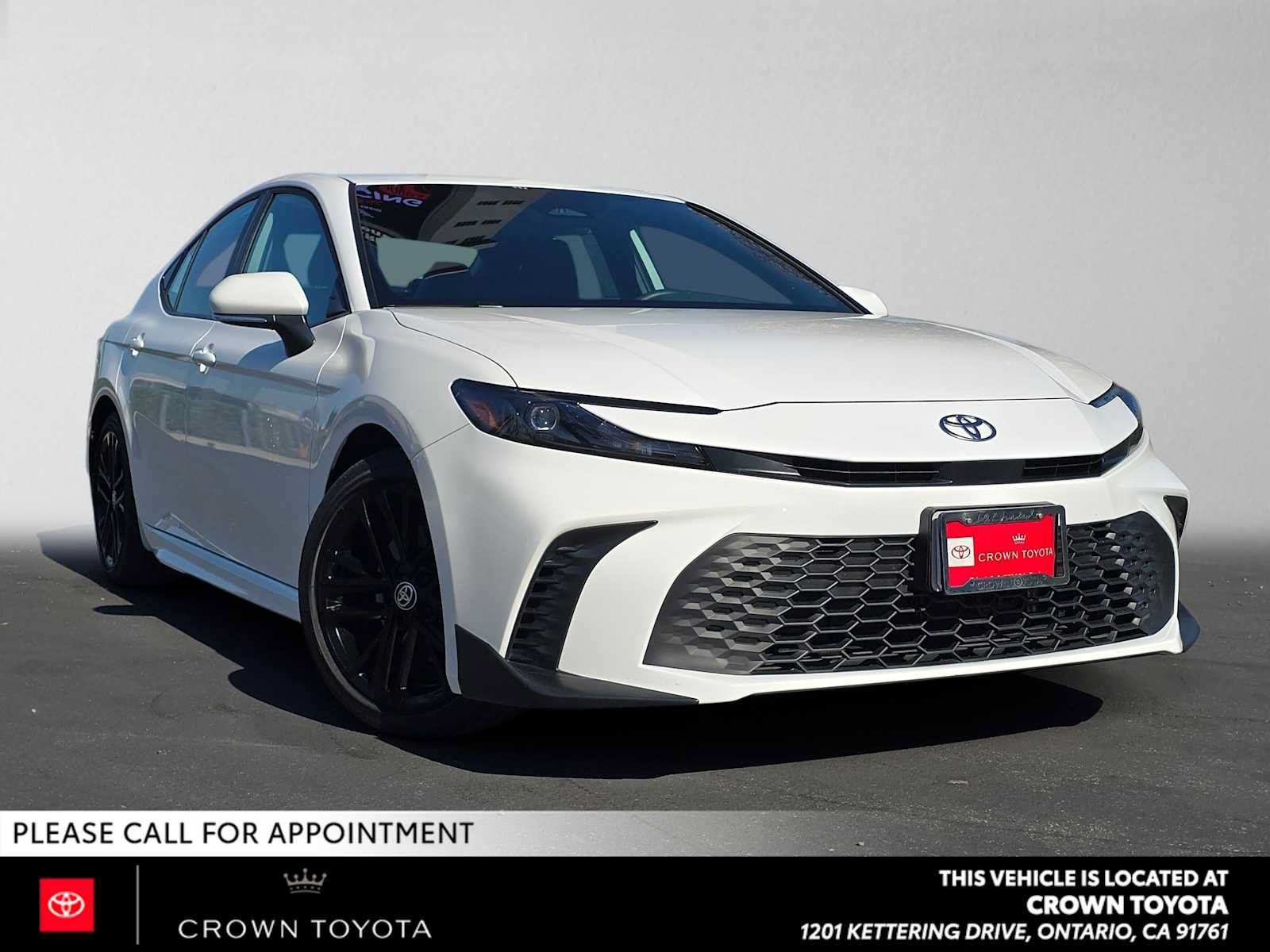Certified 2026 Toyota Camry SE FWD image 1