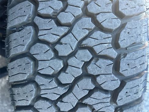 Used 2025 Ford F150 Platinum w/ FX4 Off-Road Package image 11