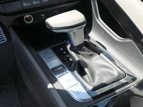 New 2025 Hyundai Elantra SEL w/ Cargo Package FWD image 21