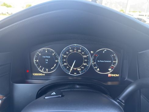 Used 2015 Cadillac Escalade Premium AWD/4WD image 30