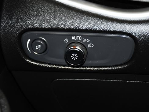 Used 2024 Chevrolet Malibu LT FWD image 36