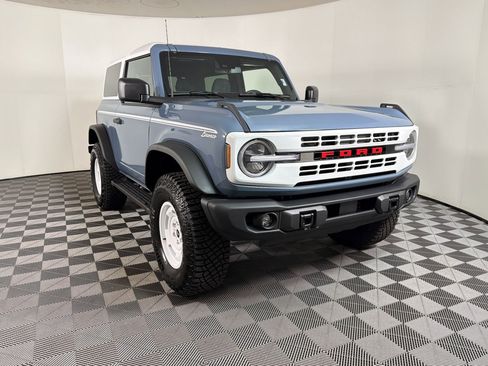 Used 2024 Ford Bronco Heritage Edition image 19